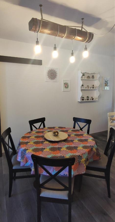 Beautiful Seaside 2 Bedroom Apartment Babina Rabac Exterior foto